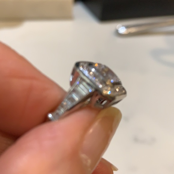 Sterling Silver Cz lots of stones very realistic - Picture 5 of 5
